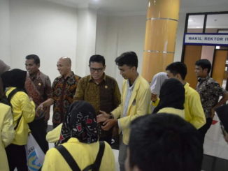 Mahasiswa Universitas Negeri Padang dari berbagai fakultas mengikuti program pertukaran mahasiswa Seateacher dan Seatvet di dua negara Asean yakni Pilipina dan Tailand.