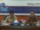 Gubernur Irwan Prayitno bersama Kepala Perwakilan BI Sumbar.
