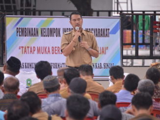 Bupati Andi Seto Asapa saat memberi sambutan.