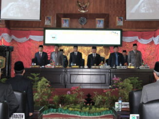 Rapat paripurna istimewa DPRD Kab. Solok.