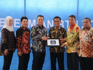 WR1, Prof Yunia Wardi bersama Direktur Komersial Banking Bank PT BTN, Oni Febrianto Rahardjo.