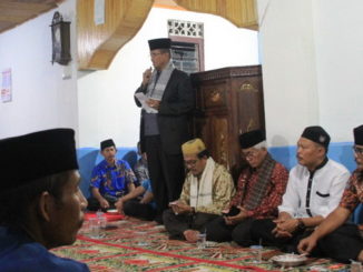 Bupati Gusmal saat memberi sambutan.