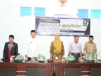 Pembukan pelatihan mubaligh dan mubalighat Kab. Sinjai.