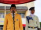 Rektor Prof. Ganefri saat memimpin upacara.