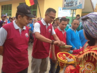 Suasana penyambutan acara pulang Basamo anak nagari Sibarambang