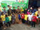 Wawako Erwin Yunaz dan panitia pelaksana bersama anak-anak yang disunat massal.