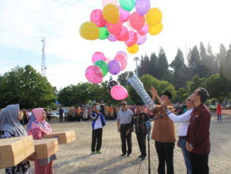 Bupati melepaskan balon Peringatan Harganas ke 26 Tahun 2019.