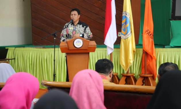 DR Waskito saat memberi pengarahan.