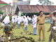 Wawako Erwin Yunaz saat goro membersihkan MAN 2 Payakumbuh.