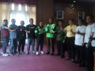 Foto bersama seusai audiensi.