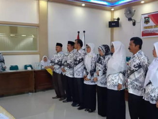 Pengukuhan pengurus PGRI Cabang Sijunjung.