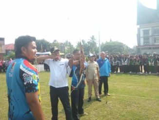 Wawako saat pembukaan Lomba Panahan di Kota Payakumbuh.