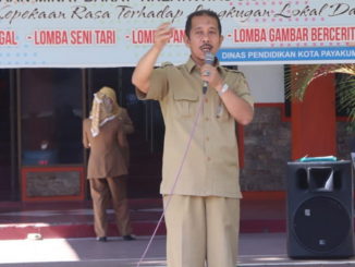 Kadisdikbud Payakumbuh , AH Agustion.