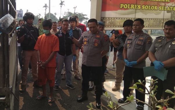 Pelaku curnak yang diringkus polisi di Solsel.