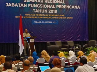 Seminar Regional Jabatan Fungsional Perencana Tahun 2019 yang dilaksanakan di Hotel Mencure Padang.