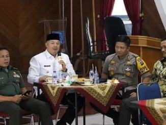 Wako Zul Elfian bersama Ketua DPRD, Kapolres dan Dandim Solok.