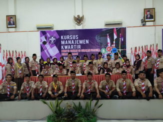 Nasrul Abit bersama peserta workshop.