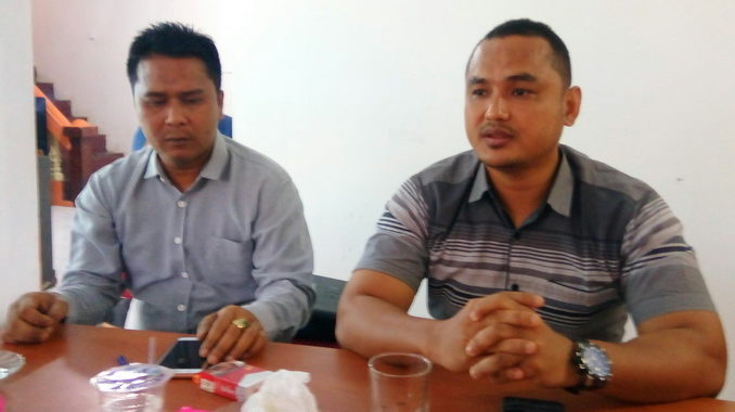 Kordiv Pengawasan, Hubungan Antar Lembaga Hubungan Masyarakat Riki Minarsah,SE dan Kordiv Hukum Penindakan dan Pelanggaran Sengketa Bawaslu Sijunjung, Juni Wandri,SH,MKn