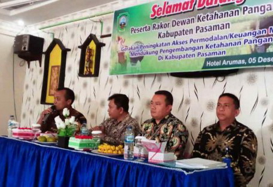 Wabup Atos Pratama saat menghadiri Rakor Ketnanan Pangan.