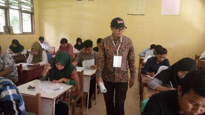 Calon PPK saat tes tetulis
