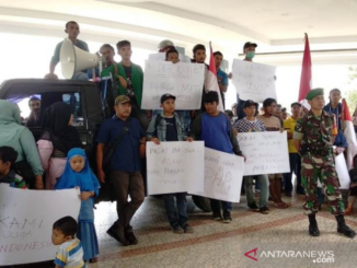Demo masyarakat Ulu Aia di DPRD Limapuluh Kota.