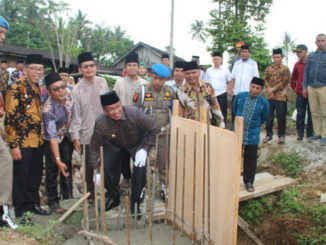 Peletakan batu pertama pembangunan Masjid Raya Talang.