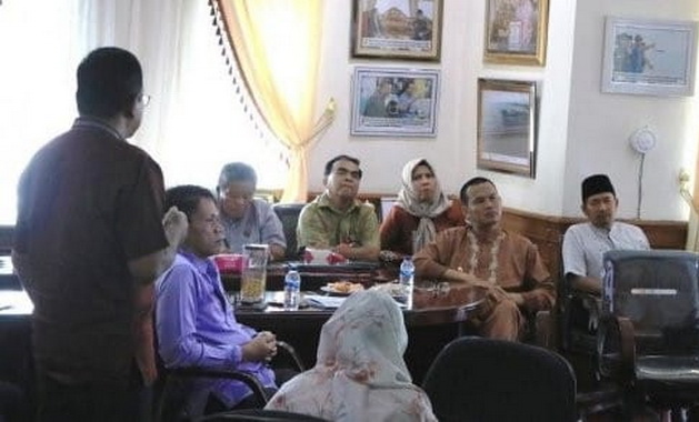 Walikota Genius berama kepala OPD dan camat se Kota Pariaman.