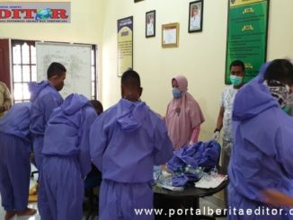 Anggota TNI-Polri dan Satpol PP Dilatih Pemakaman Covid-19