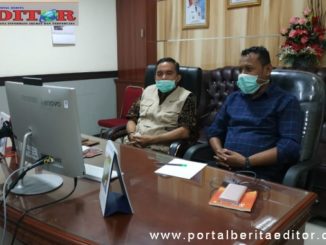 Rakor Tim Komunikasi Covid-19 Se Sumbar lewat telekonference.