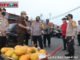 Kapolda Sumbar dan jajaran saat meninjau Pasar Raya Padang.