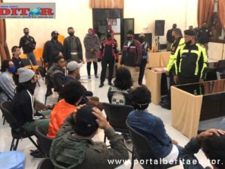 Remaja yang diamankan dan diberi pengarahan oleh Polres bukittinggi.