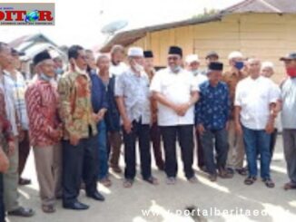 H Benny Utama SH MM ketika mengunjungi kecamatan Rao di sambut masyarakat daerah pemilihan IV Sumatera Barat.