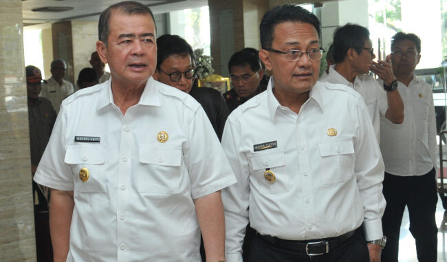 Indra Catri bersama Nasrul Abit.