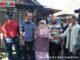 Kadis Sosial Bukittinggi mewakili Wako menyerahkan BLT Propinsi tahap terakhir.