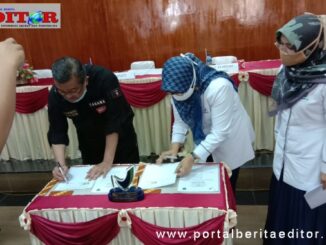 Penandatangan berita acara kegiatan.