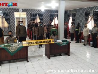 Pengambilan Sumpah dan penendatangan Pakta Integritas calon taruna di Polres Padang Panjang.