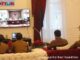 Pimpinan Pemkab Solok saat mengikuti vidcom.