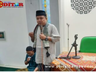 Ketua Masjid Al Hijrah Blok A Delima Perumnas Belimbing, M. Fikar Datuk Rajo Magek saat memberikan kata sambutan.
