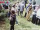Wako Ramlan menyaksikan langsung proses penyembelihan hewan qurban di Bukittinggi.