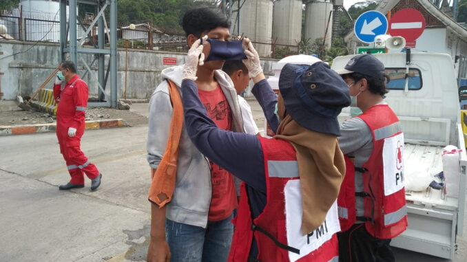 Salah kegiatan PMI Sumbar di Telukbayur.