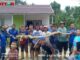 Seekor ular piton diamankan petugas Damkar Payakumbuh dari area pemukiman masarakat.