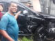 Mobil yang ditabrak kereta api di Pariaman.