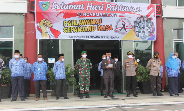 Peringatan Hari Pahlawan ke 75 di Pessel.