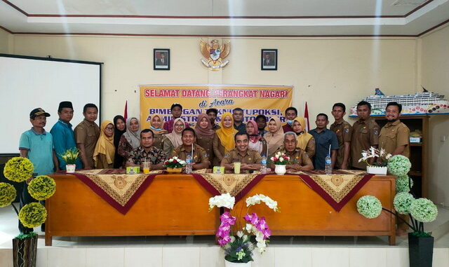 Peserta Bimtek Kehumasan dan protokoler di Nagari Gunuang Malintang