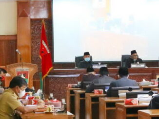 Sidang paripurna DPRD Bukittinggi.