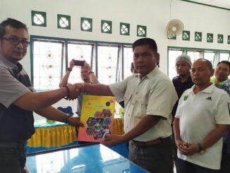 Ketua KONI Pasbar, Satria Dwi Putra dalam kegiatan bersama Pengcab.