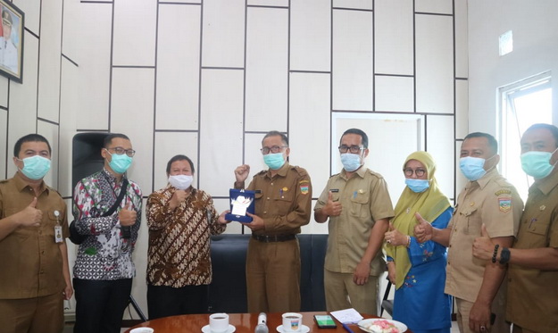Penghargaan yang diterima pemkab Solsel.