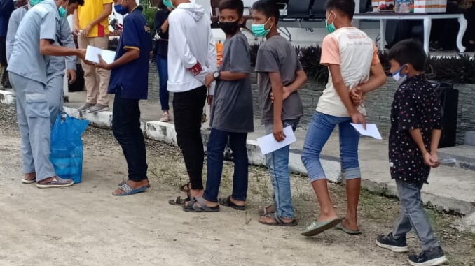 Penyerahan Bantuan