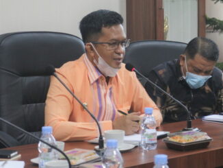Rapat evaluasi penanganan covid 19 di Payakumbuh di pimpin Wawako Erwin Yunaz.
