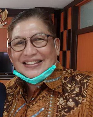 Suryadi Asmi.